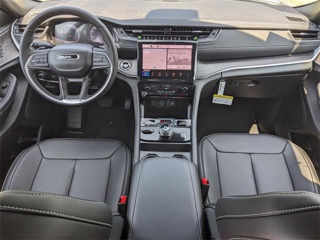 new 2025 Jeep Grand Cherokee car, priced at $43,881