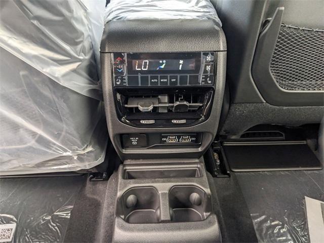 new 2025 Jeep Grand Cherokee L car, priced at $48,287