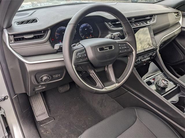 new 2025 Jeep Grand Cherokee car, priced at $41,470