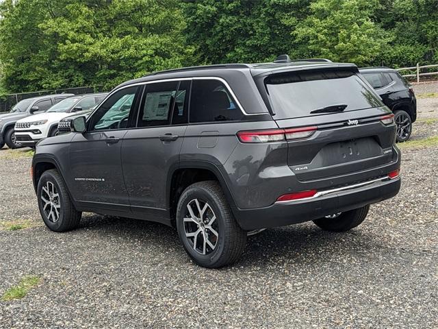 new 2025 Jeep Grand Cherokee car, priced at $47,396