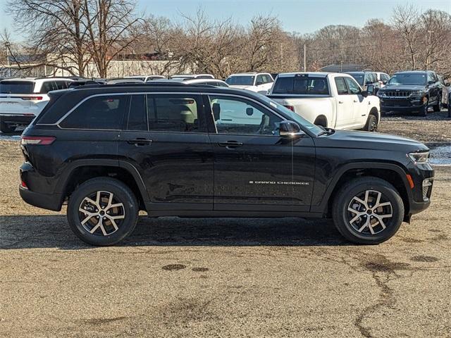 new 2025 Jeep Grand Cherokee car, priced at $47,310