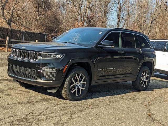 new 2025 Jeep Grand Cherokee car, priced at $47,310