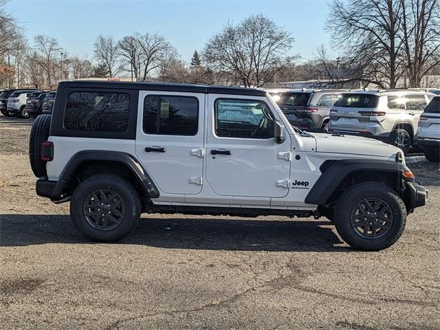 new 2025 Jeep Wrangler car, priced at $47,745