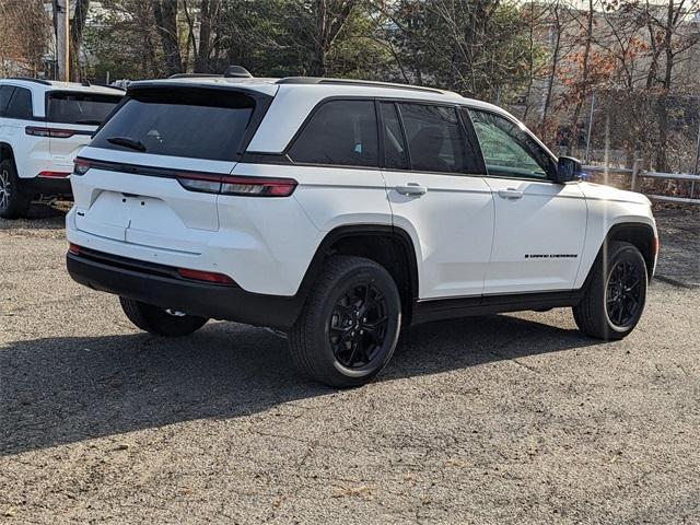 new 2025 Jeep Grand Cherokee car, priced at $43,435