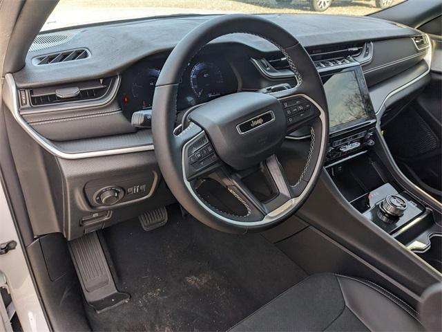 new 2025 Jeep Grand Cherokee car, priced at $43,435