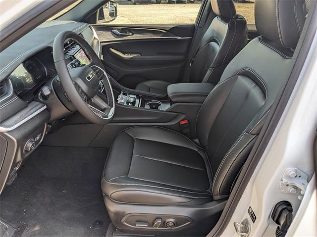 new 2024 Jeep Grand Cherokee car, priced at $48,715