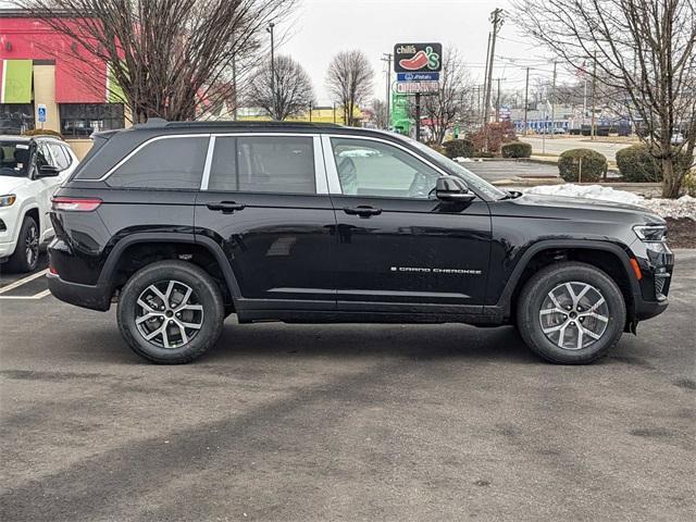 new 2024 Jeep Grand Cherokee car, priced at $46,795