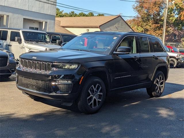 new 2025 Jeep Grand Cherokee car, priced at $48,810