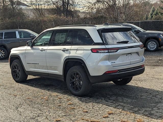 new 2025 Jeep Grand Cherokee car, priced at $44,030