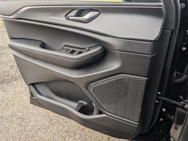 new 2025 Jeep Grand Cherokee car, priced at $44,170
