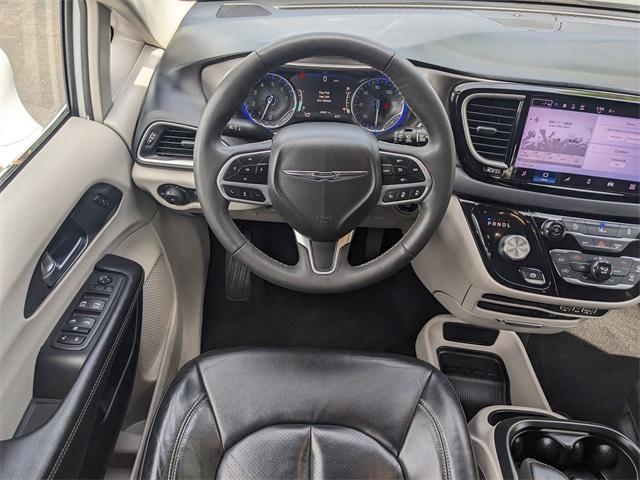 used 2022 Chrysler Pacifica car, priced at $24,622