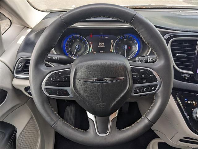 used 2022 Chrysler Pacifica car, priced at $24,622