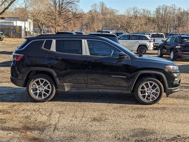 new 2024 Jeep Compass car, priced at $32,085