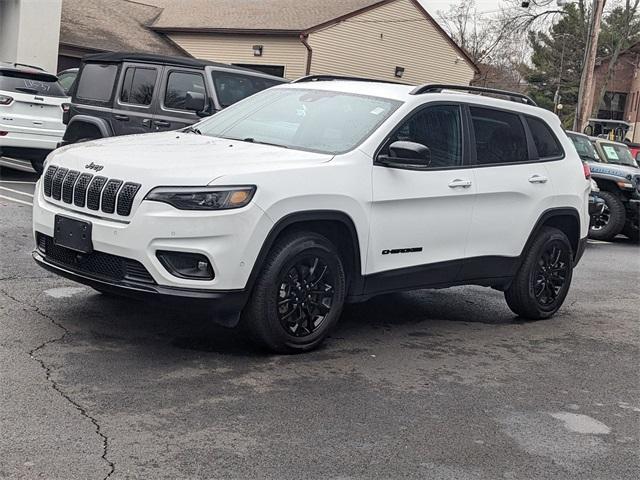 used 2023 Jeep Cherokee car, priced at $24,994