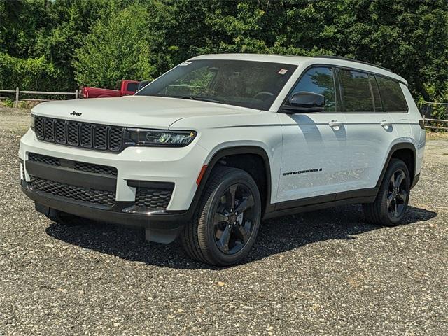 new 2025 Jeep Grand Cherokee L car, priced at $45,622