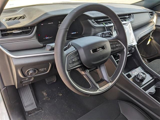 new 2025 Jeep Grand Cherokee L car, priced at $45,622