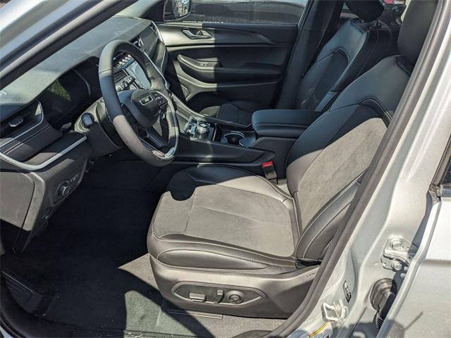 new 2025 Jeep Grand Cherokee car, priced at $43,710