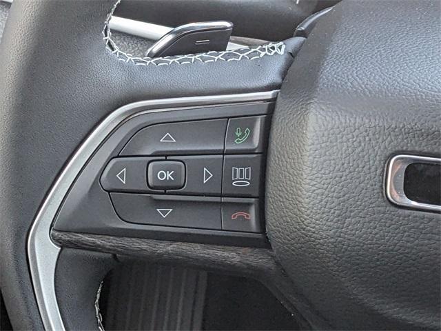 new 2025 Jeep Grand Cherokee car, priced at $50,121