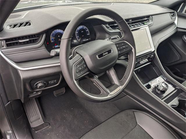 new 2025 Jeep Grand Cherokee car, priced at $46,730