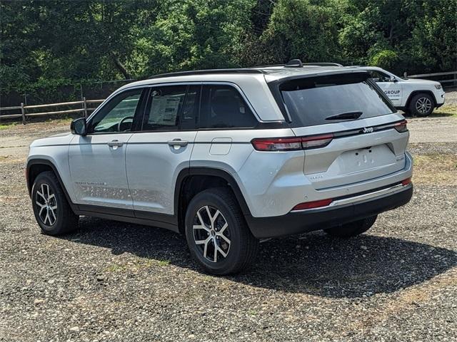 new 2025 Jeep Grand Cherokee car, priced at $46,396