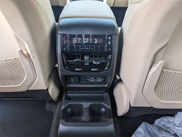 new 2025 Jeep Grand Cherokee L car, priced at $48,287