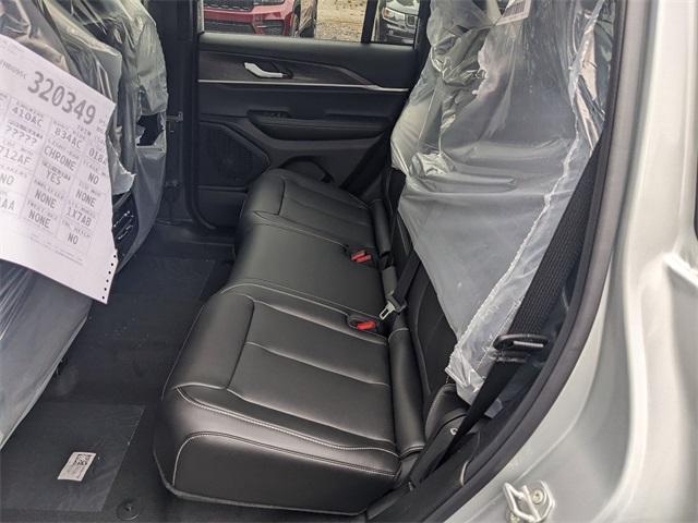 new 2025 Jeep Grand Cherokee car, priced at $46,396