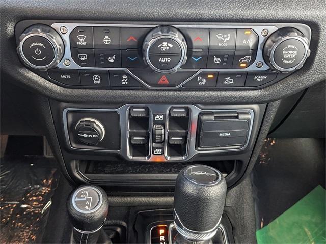 new 2025 Jeep Gladiator car, priced at $46,975