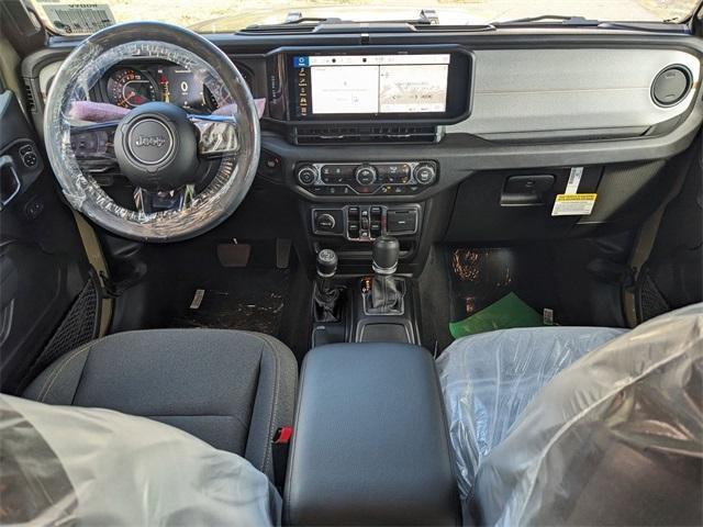 new 2025 Jeep Gladiator car, priced at $46,975