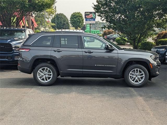 new 2024 Jeep Grand Cherokee car, priced at $40,970