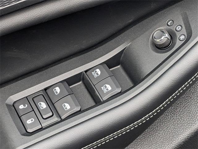 new 2025 Jeep Grand Cherokee car, priced at $43,115