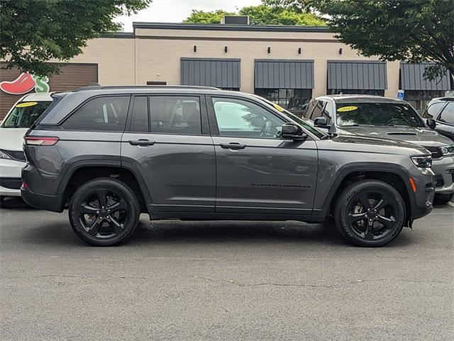used 2023 Jeep Grand Cherokee car, priced at $33,504