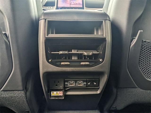 new 2025 Jeep Grand Cherokee car, priced at $46,396