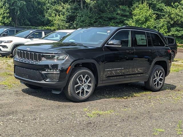 new 2024 Jeep Grand Cherokee car, priced at $49,310