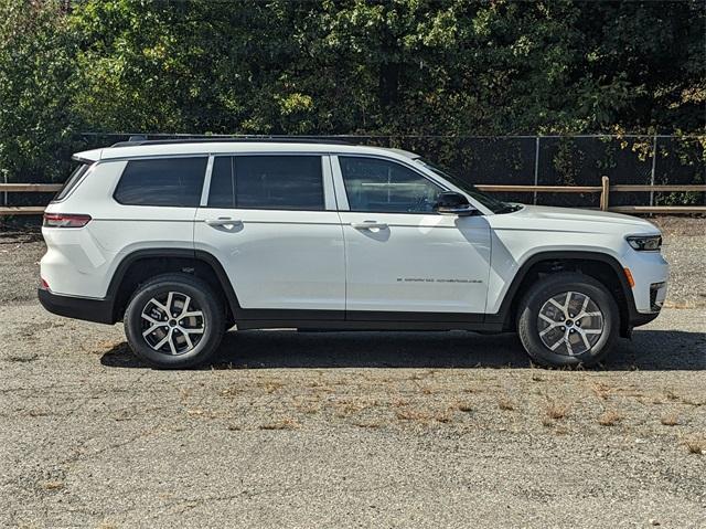 new 2025 Jeep Grand Cherokee L car