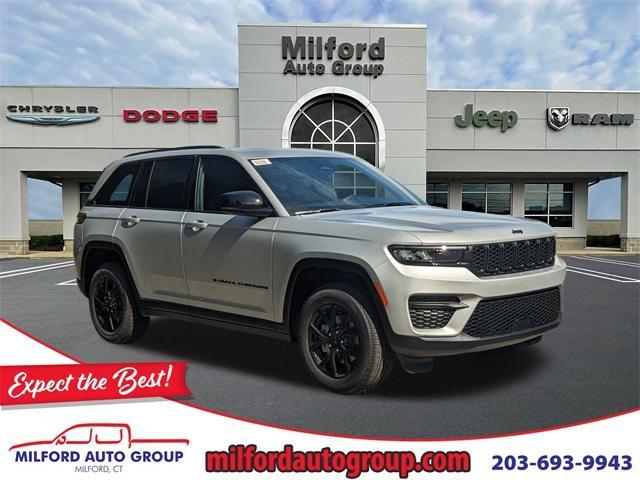 new 2025 Jeep Grand Cherokee car, priced at $45,030