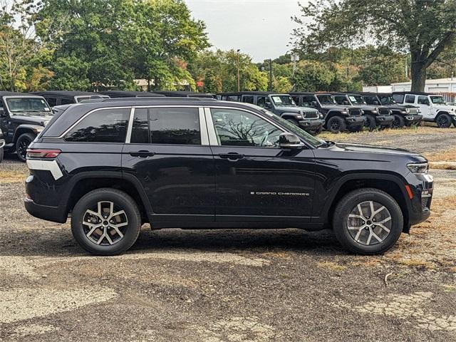 new 2025 Jeep Grand Cherokee car, priced at $48,310