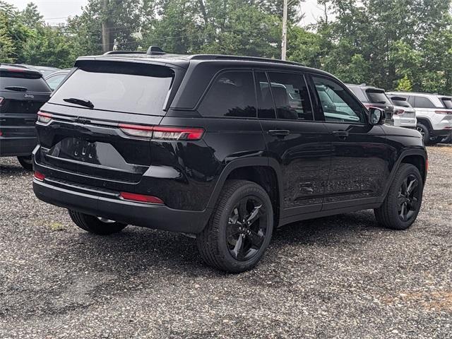new 2025 Jeep Grand Cherokee car, priced at $44,355