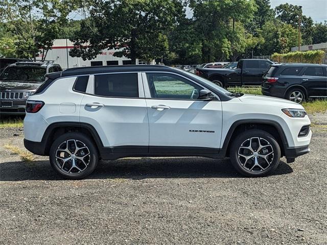 new 2024 Jeep Compass car, priced at $35,615