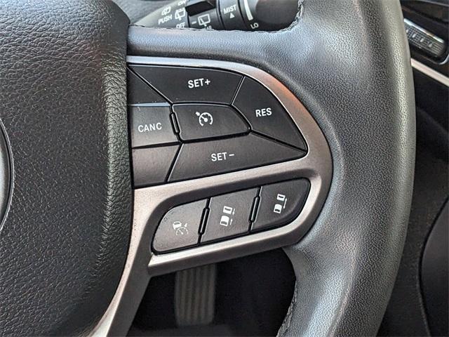 used 2021 Jeep Cherokee car, priced at $25,619