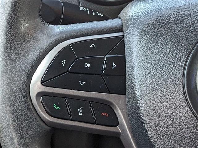 used 2021 Jeep Cherokee car, priced at $25,619