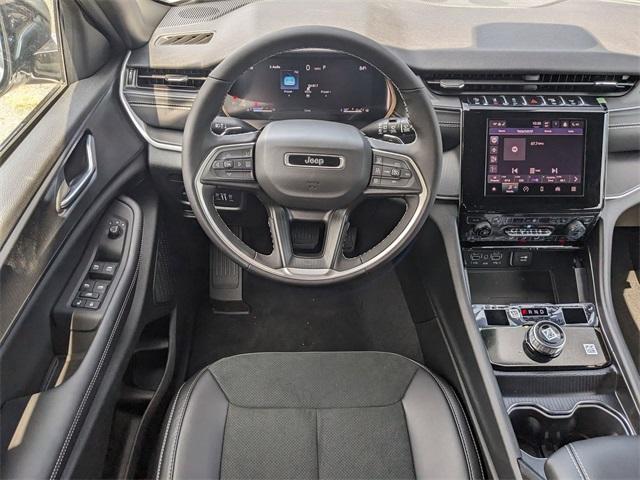 new 2025 Jeep Grand Cherokee L car, priced at $44,572