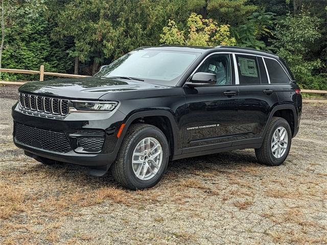 new 2025 Jeep Grand Cherokee car, priced at $42,470