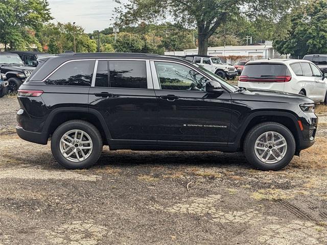 new 2025 Jeep Grand Cherokee car, priced at $42,470