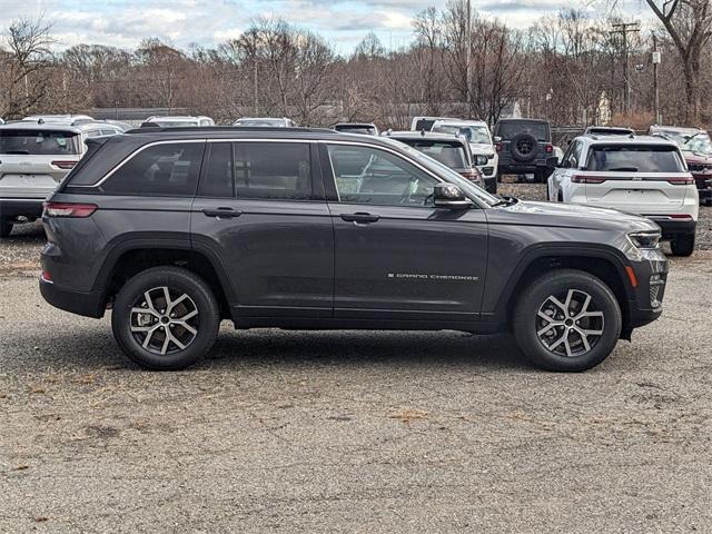 new 2025 Jeep Grand Cherokee car, priced at $47,310