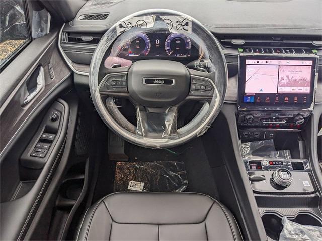 new 2025 Jeep Grand Cherokee car, priced at $46,396