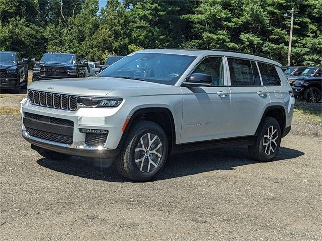 new 2024 Jeep Grand Cherokee L car, priced at $50,410