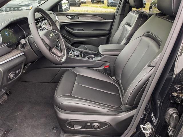 new 2025 Jeep Grand Cherokee car, priced at $47,396