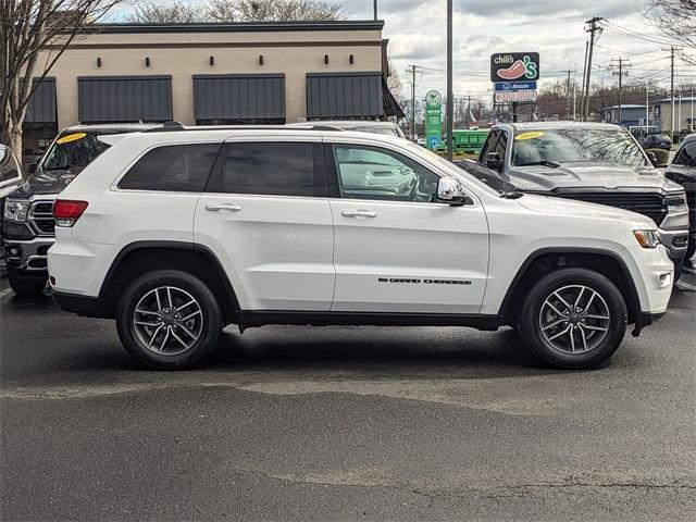 used 2022 Jeep Grand Cherokee WK car, priced at $28,796