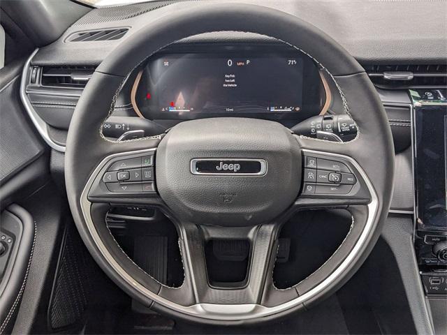 new 2025 Jeep Grand Cherokee car, priced at $46,135