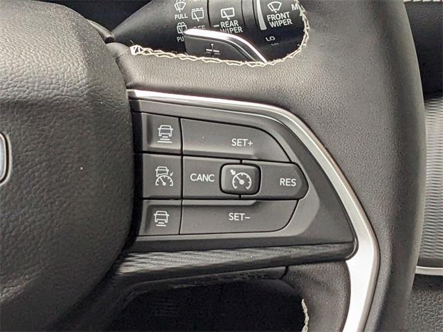 new 2025 Jeep Grand Cherokee car, priced at $46,135